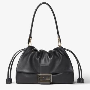 Fendi Large Mamma Baguette Bag In Nappa Leather Black