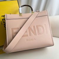 Fendi Medium Sunshine Shopper Bag In Fendi ROMA Embossed Calfskin Pink